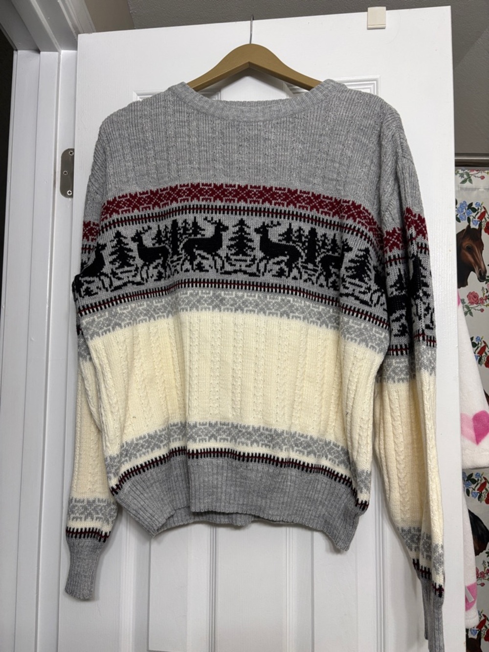*VINTAGE* Gray and Cream Fair Isle Crewneck Sweater